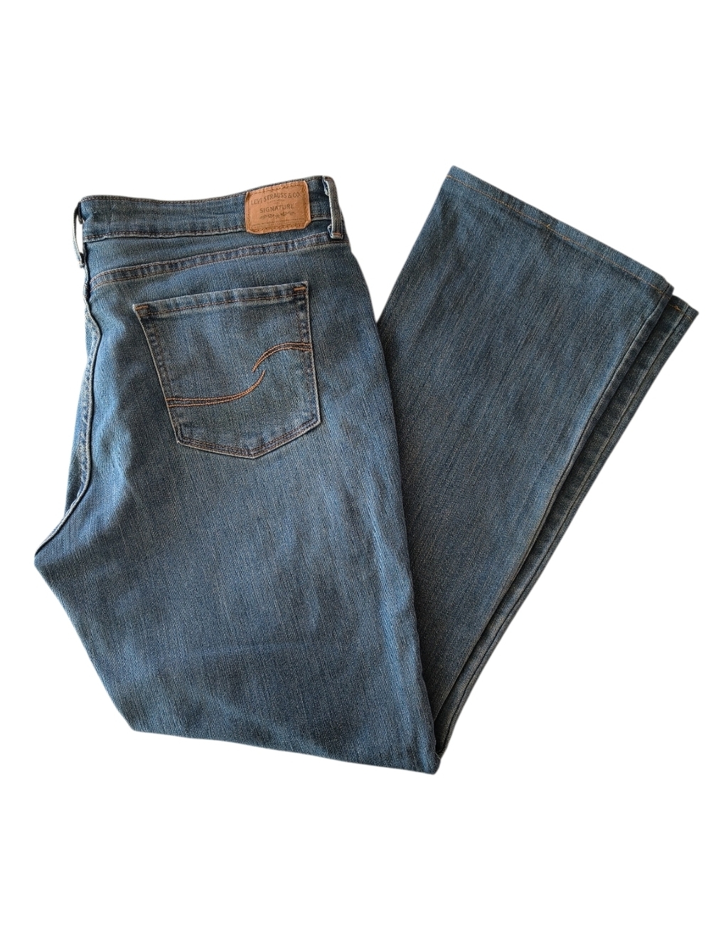 Levi Strauss Signature Women's Mid Rise Bootcut Jeans Size 14